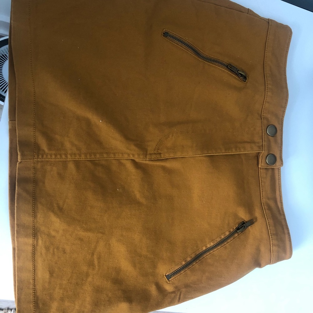 Mustard yellow skirt